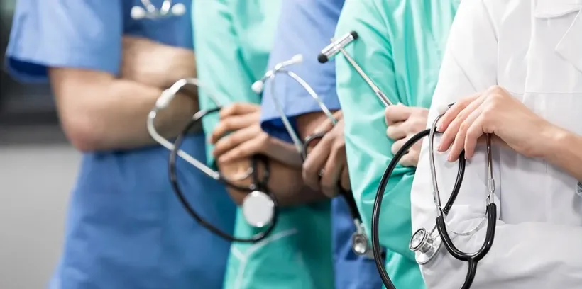 Federația „Solidaritatea Sanitară” din România explică cele trei cauze care determină nemulțumirea medicilor care fac gărzi   